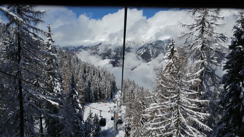 Apartment Ski Marilleva 1400 Bagian luar foto